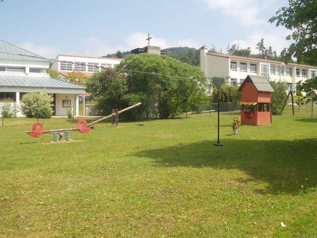 Spielplatz Kath. Kirche2